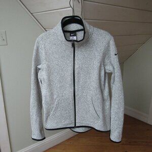 Nike Women’s Therma-fit Zip Up Jacket Heather Gray Medium